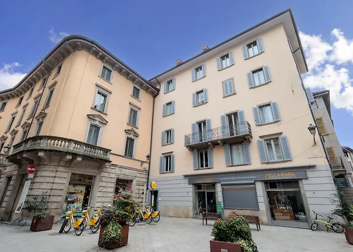 Guesthost - La Piazzetta Lägenhet Bergamo