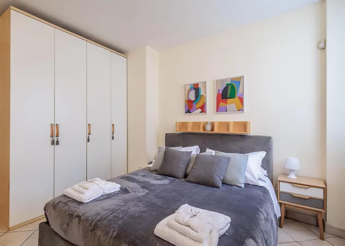 Guesthost - La Piazzetta Apartman Bergamo