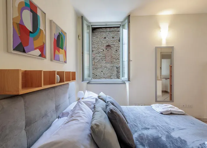 Guesthost - La Piazzetta * Bergamo